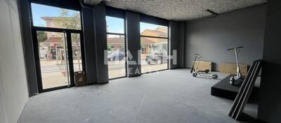 MALSH Realty & Property - Local commercial - Est lyonnais (Aéroport à confirmer) - Saint-Laurent-de-Mure - 5