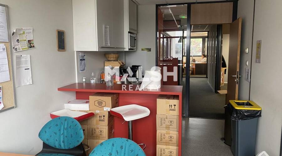 MALSH Realty & Property - Bureau - Lyon Nord Ouest (Techlid / Monts d'Or) - Limonest - 7