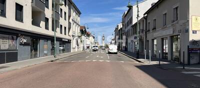 MALSH Realty & Property - Local commercial - Lyon Nord Ouest (Techlid / Monts d'Or) - Tassin-la-Demi-Lune - 1