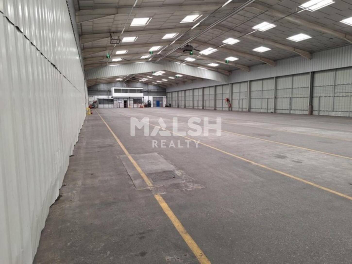 MALSH Realty & Property - Local d'activités - Extérieurs NORD (Villefranche / Belleville) - Reyrieux - 2