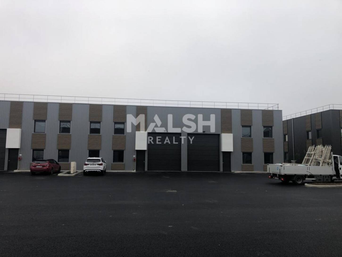 MALSH Realty & Property - Local d'activités - Extérieurs NORD (Villefranche / Belleville) - Villefranche-sur-Saône - 2