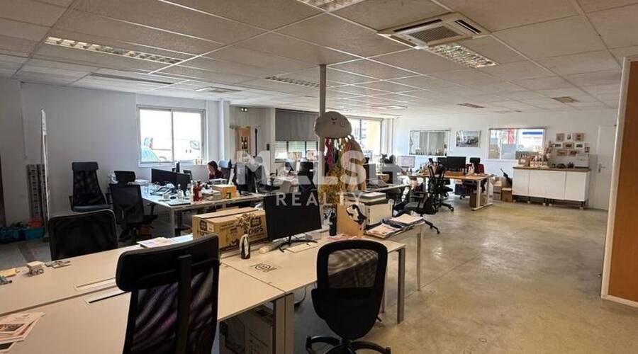 MALSH Realty & Property - Local d'activités - Lyon 7° / Gerland - Lyon 7 - 11