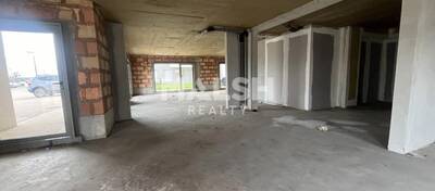 MALSH Realty & Property - Local commercial - Extérieurs NORD (Villefranche / Belleville) - Anse - 2