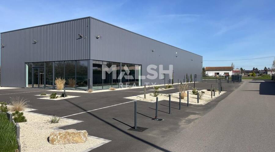 MALSH Realty & Property - Local commercial - Nord 42 - Pouilly-sous-Charlieu - 1