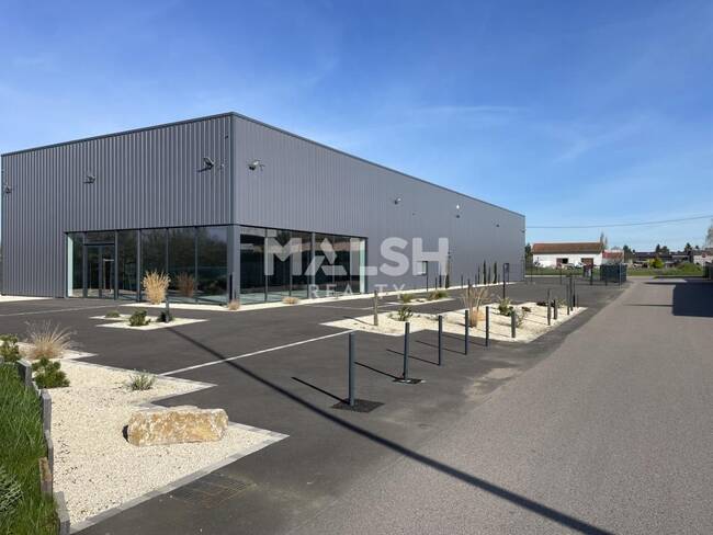 MALSH Realty & Property - Local commercial - Nord 42 - Pouilly-sous-Charlieu - 1