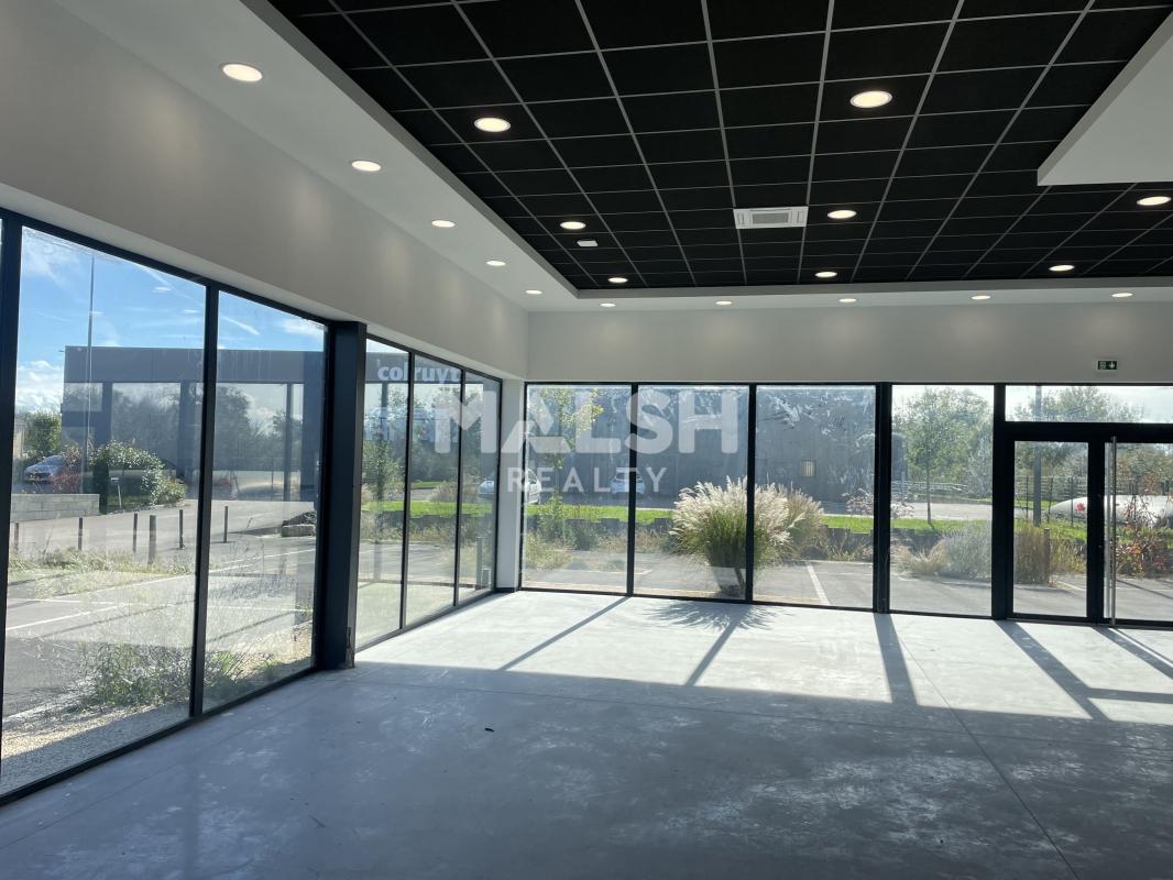 MALSH Realty & Property - Local commercial - Nord 42 - Pouilly-sous-Charlieu - 11