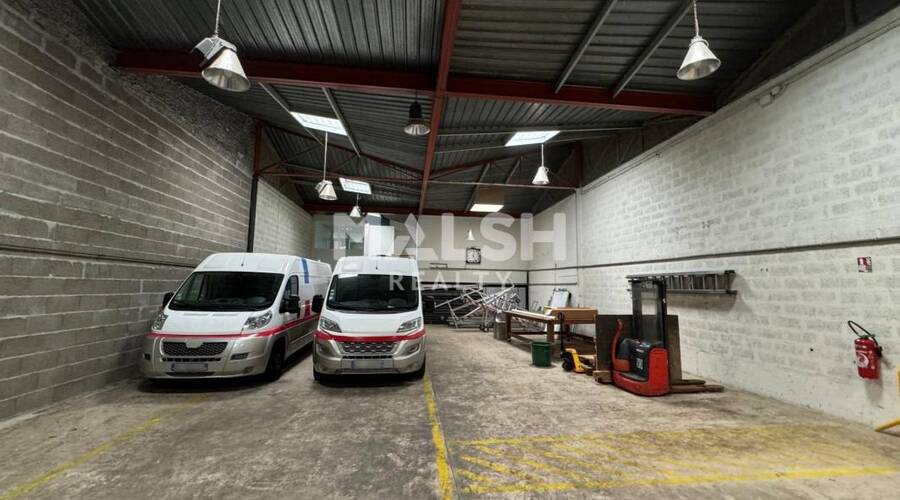 MALSH Realty & Property - Local d'activités - Saint Etienne - Saint-Étienne - 12
