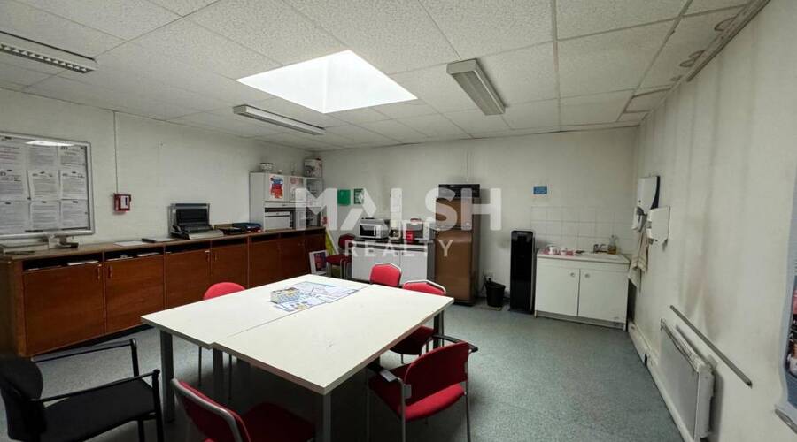 MALSH Realty & Property - Local d'activités - Saint Etienne - Saint-Étienne - 14