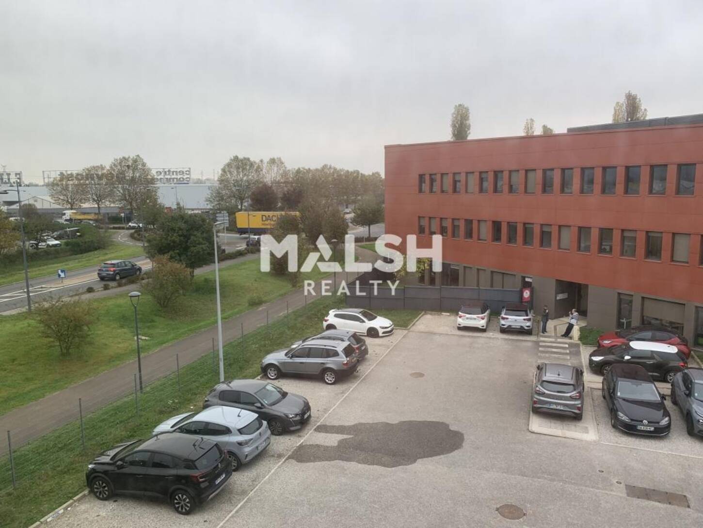 MALSH Realty & Property - Bureau - Côtière (Ain/A42/Beynost/Dagneux/Montluel) - Beynost - 2