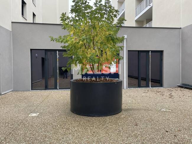 MALSH Realty & Property - Local commercial - Talaudière - 1