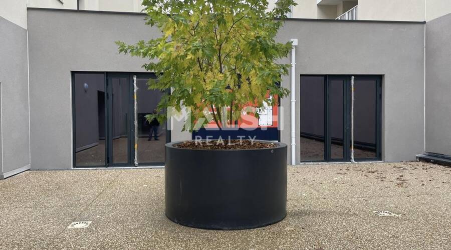 MALSH Realty & Property - Local commercial - Talaudière - 1