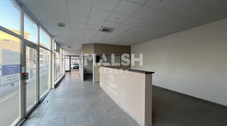 MALSH Realty & Property - Local commercial - Plateau Nord / Val de Saône - Rillieux-la-Pape - 1