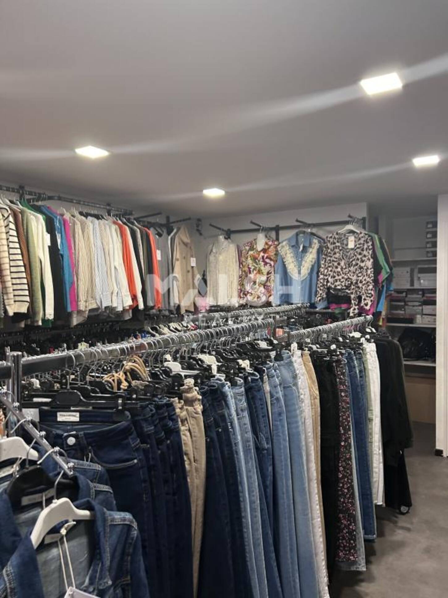 MALSH Realty & Property - Local commercial - Carré de Soie / Grand Clément / Bel Air - Villeurbanne - 2