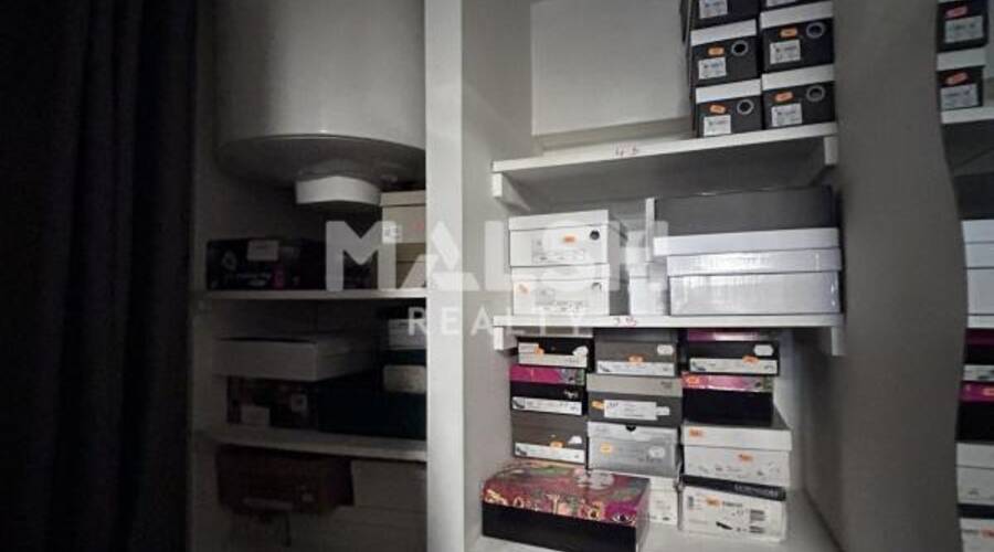 MALSH Realty & Property - Local commercial - Carré de Soie / Grand Clément / Bel Air - Villeurbanne - 3