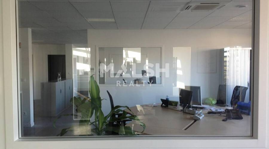MALSH Realty & Property - Bureau - Lyon Nord Est (Rhône Amont) - Décines-Charpieu - 9