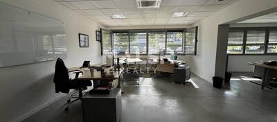 MALSH Realty & Property - Bureau - Lyon Nord Est (Rhône Amont) - Décines-Charpieu - 12