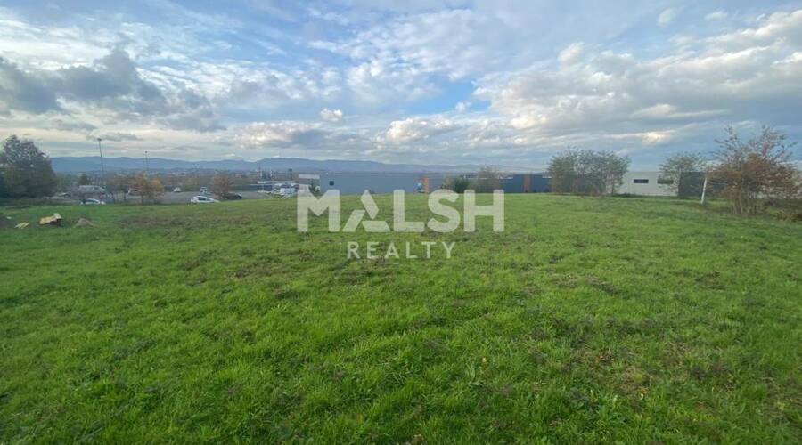 MALSH Realty & Property - Terrain - Extérieurs NORD (Villefranche / Belleville) - Montceaux - 1