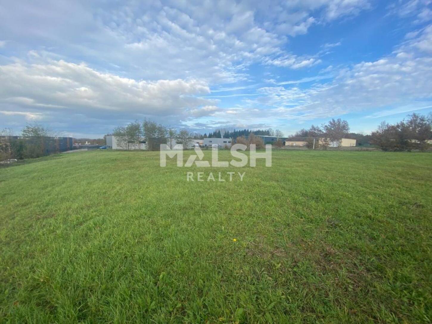 MALSH Realty & Property - Terrain - Extérieurs NORD (Villefranche / Belleville) - Montceaux - 2