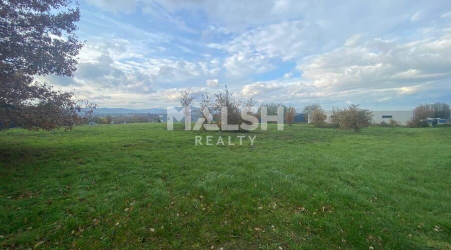 MALSH Realty & Property - Terrain - Extérieurs NORD (Villefranche / Belleville) - Montceaux - 4