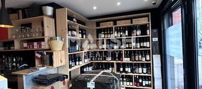 MALSH Realty & Property - Local commercial - Lyon Sud Ouest - Francheville - 1