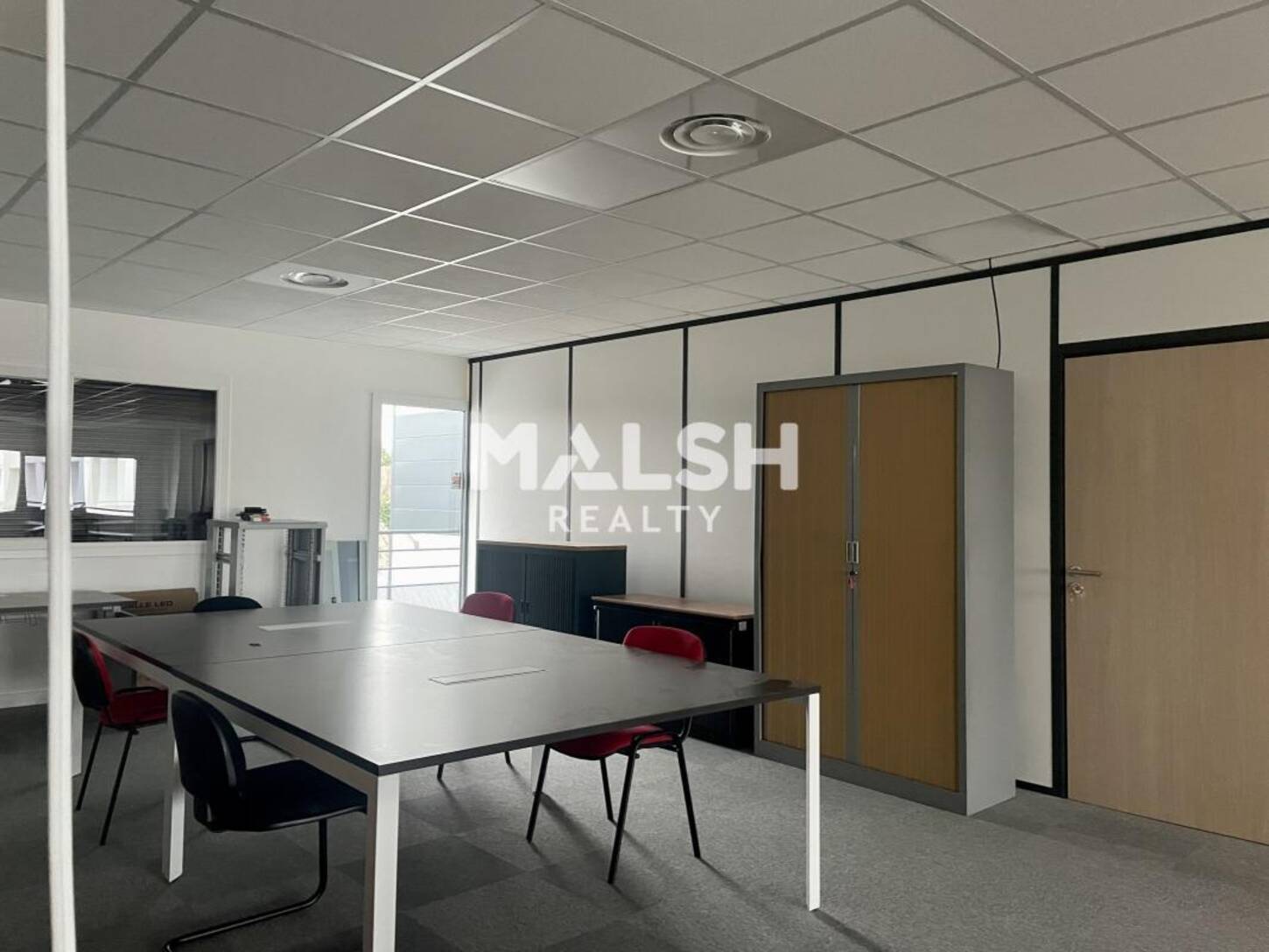 MALSH Realty & Property - Bureau - Lyon Nord Est (Rhône Amont) - Décines-Charpieu - 2