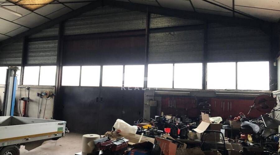 MALSH Realty & Property - Local d'activités - Extérieurs OUEST (Tarare / Arbresle) - Coise - 3