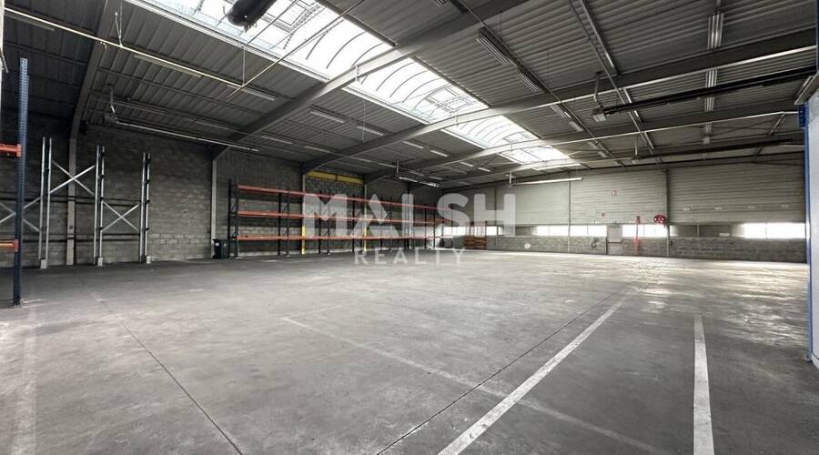 MALSH Realty & Property - Local d'activités - Lyon EST (St Priest /Mi Plaine/ A43 / Eurexpo) - Genas - 2