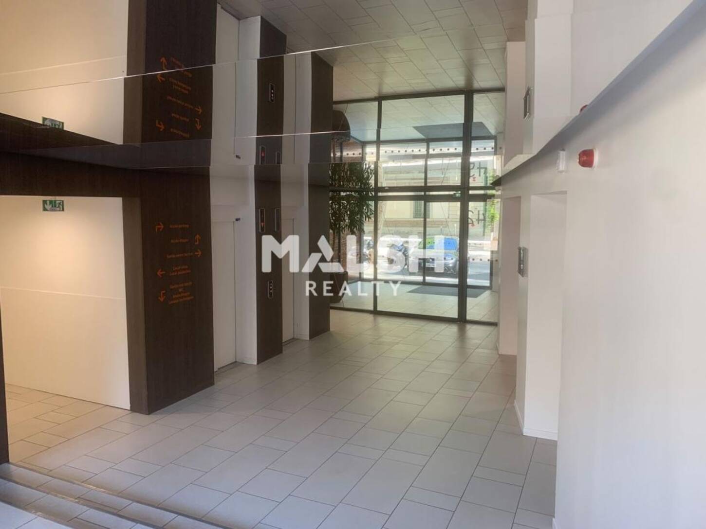 MALSH Realty & Property - Bureau - Lyon 2° / Confluence - Lyon 2 - 2