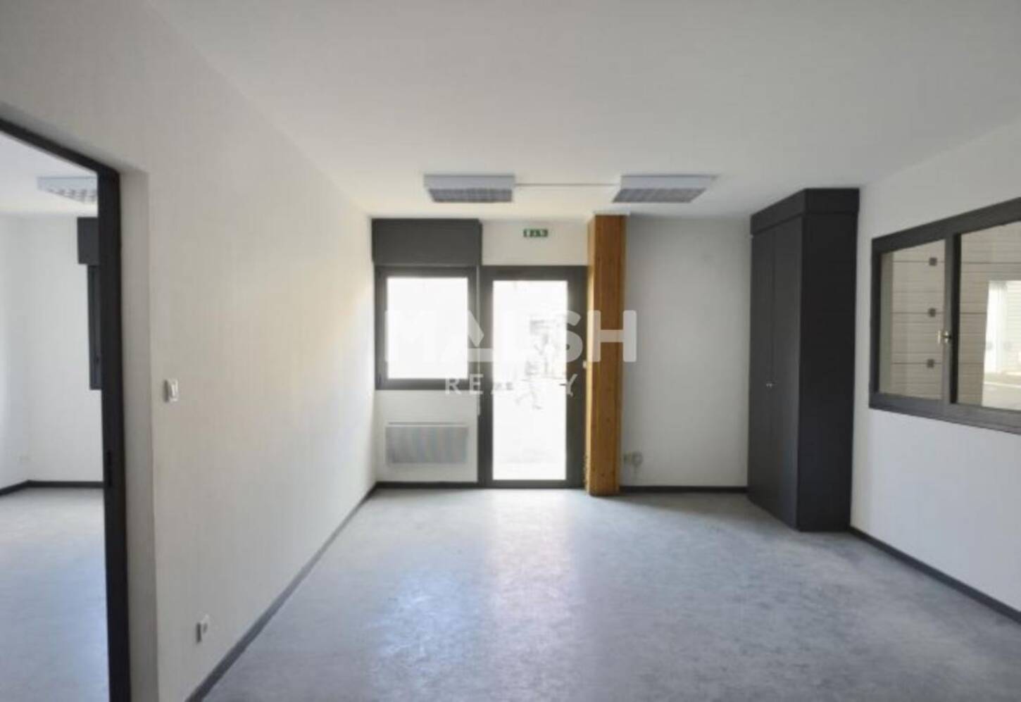 MALSH Realty & Property - Local d'activités - Carré de Soie / Grand Clément / Bel Air - Villeurbanne - 2