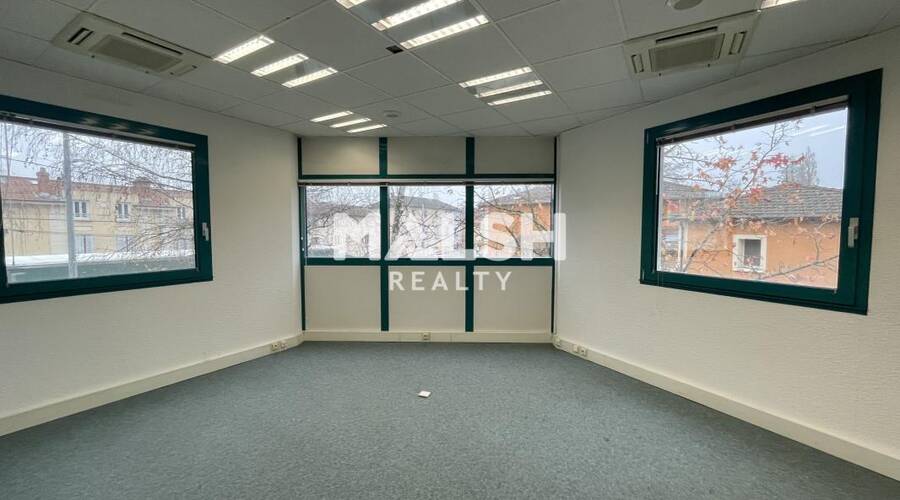 MALSH Realty & Property - Bureau - Lyon Nord Ouest (Techlid / Monts d'Or) - Charbonnières-les-Bains - 16
