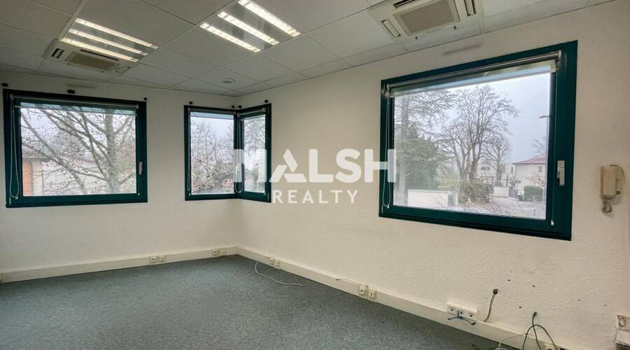 MALSH Realty & Property - Bureau - Lyon Nord Ouest (Techlid / Monts d'Or) - Charbonnières-les-Bains - 4