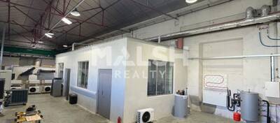 MALSH Realty & Property - Local d'activités - Carré de Soie / Grand Clément / Bel Air - Villeurbanne - 16