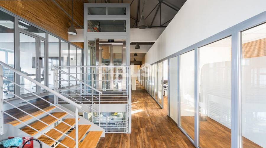 MALSH Realty & Property - Local d'activités - Extérieurs NORD (Villefranche / Belleville) - Saint-André-de-Corcy - 8