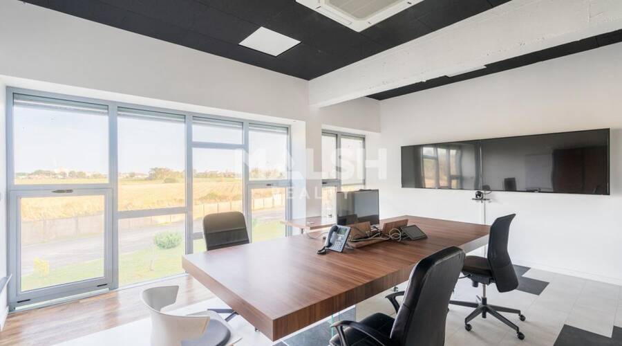 MALSH Realty & Property - Local d'activités - Extérieurs NORD (Villefranche / Belleville) - Saint-André-de-Corcy - 16