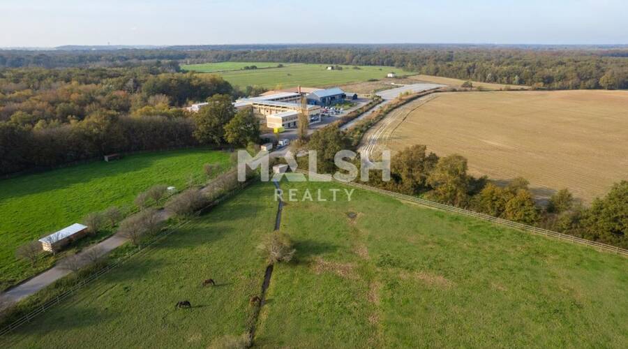 MALSH Realty & Property - Local d'activités - Extérieurs NORD (Villefranche / Belleville) - Saint-André-de-Corcy - 68