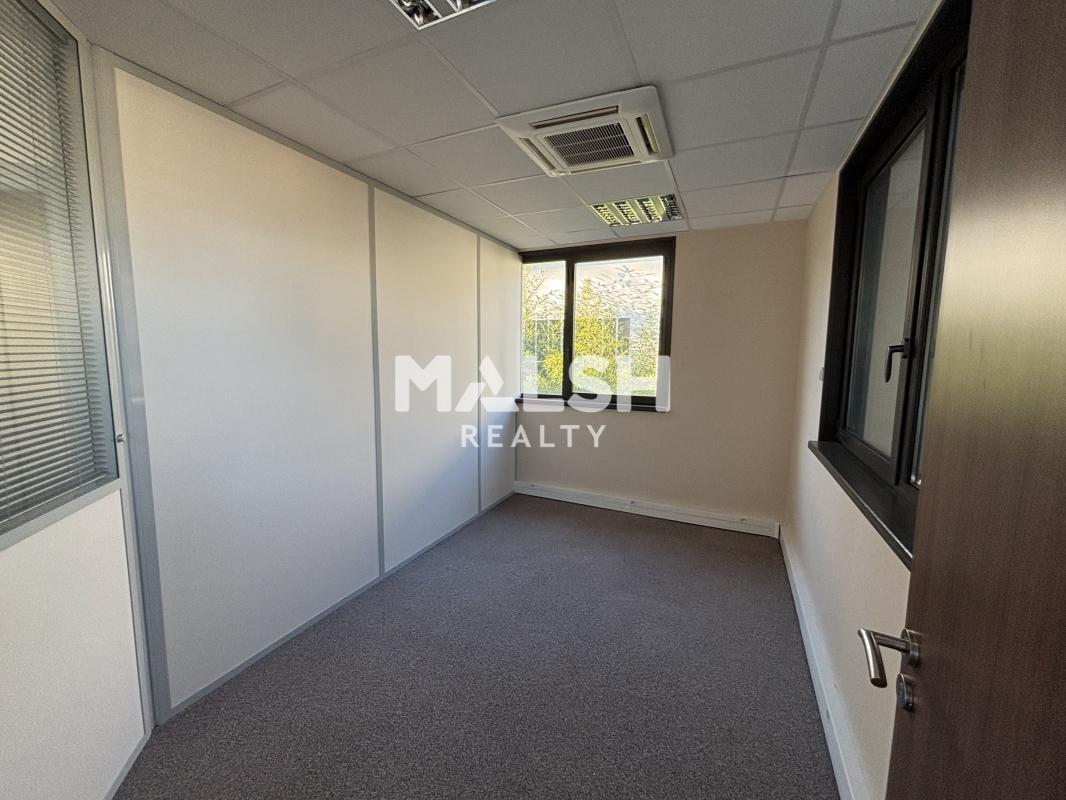 MALSH Realty & Property - Bureau - Champagne-au-Mont-d'Or - 3