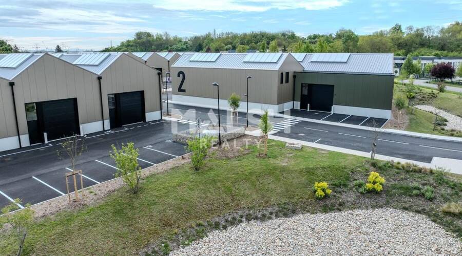 MALSH Realty & Property - Local d'activités - Lyon EST (St Priest /Mi Plaine/ A43 / Eurexpo) - Toussieu - 16