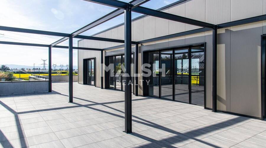 MALSH Realty & Property - Local commercial - Lyon EST (St Priest /Mi Plaine/ A43 / Eurexpo) - Toussieu - 3