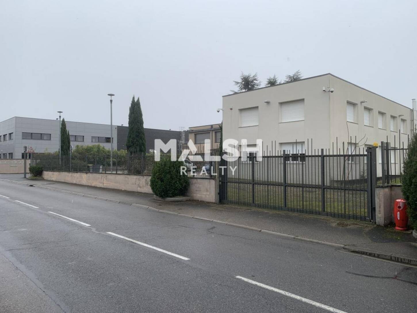 MALSH Realty & Property - Bureau - Plateau Nord / Val de Saône - Rillieux-la-Pape - 2