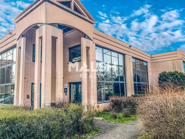 MALSH Realty & Property - Bureau - Lyon EST (St Priest /Mi Plaine/ A43 / Eurexpo) - Bron - 1