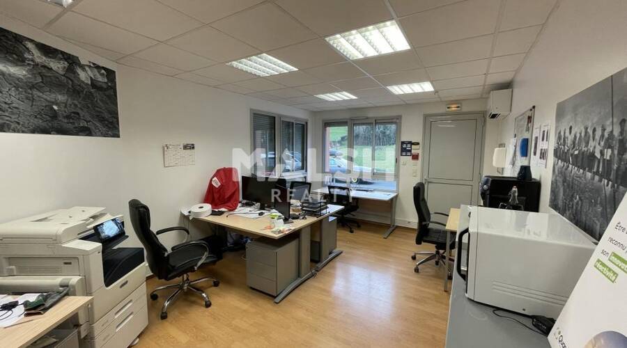 MALSH Realty & Property - Local d'activités - Extérieurs NORD (Villefranche / Belleville) - Alix - 5