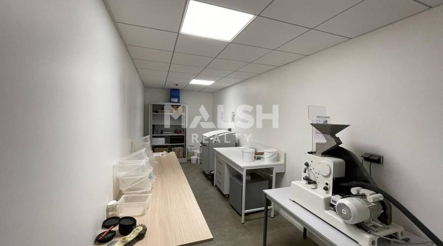 MALSH Realty & Property - Local d'activités - Extérieurs NORD (Villefranche / Belleville) - Alix - 7