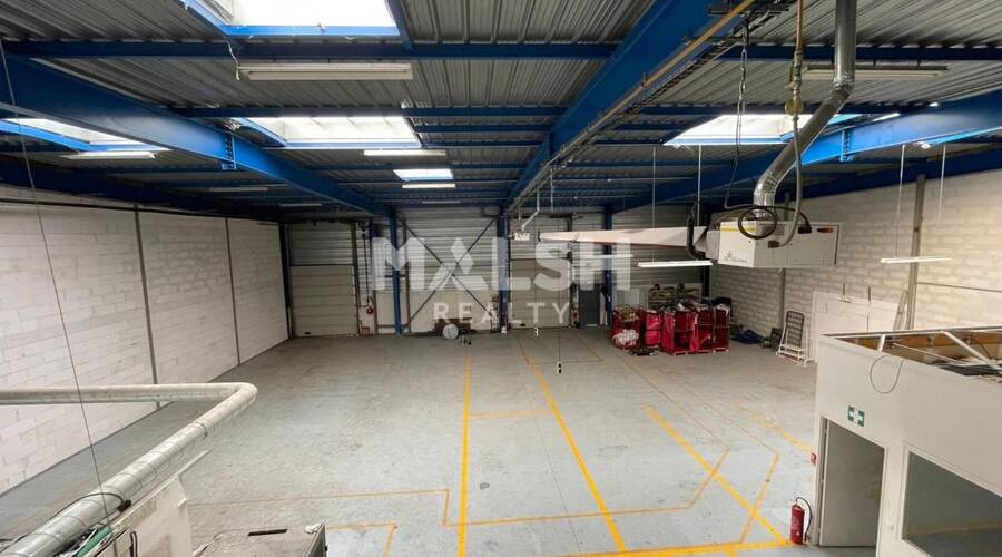 MALSH Realty & Property - Local d'activités - Carré de Soie / Grand Clément / Bel Air - Vaulx-en-Velin - 1