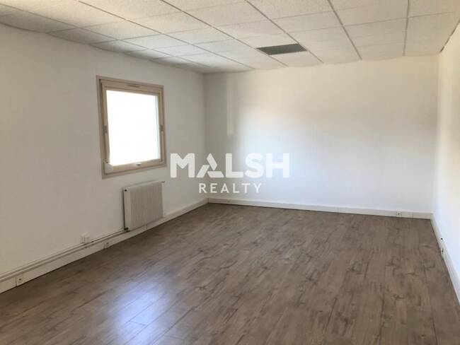 MALSH Realty & Property - Bureau - Lyon Nord Ouest (Techlid / Monts d'Or) - Charbonnières-les-Bains - 1