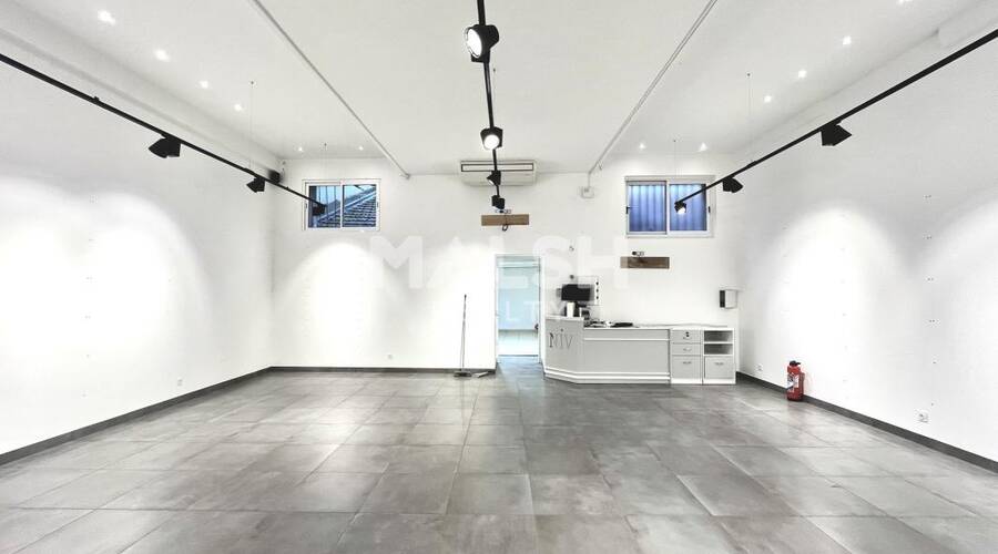 MALSH Realty & Property - Local commercial - Lyon 3° / Préfecture / Universités - Lyon 6 - 4