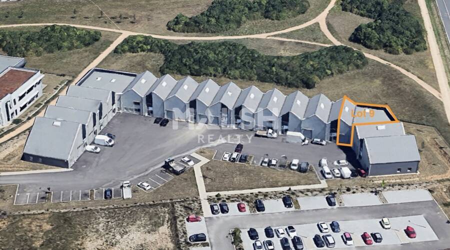 MALSH Realty & Property - Local d'activités - Lyon EST (St Priest /Mi Plaine/ A43 / Eurexpo) - Genas - 4