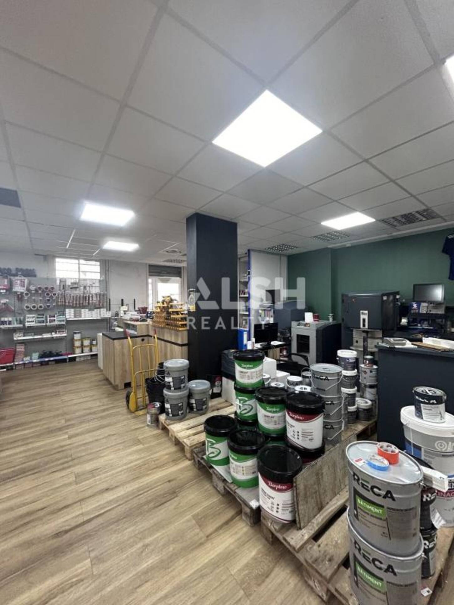 MALSH Realty & Property - Local commercial - Lyon Sud Est - Saint-Fons - 2