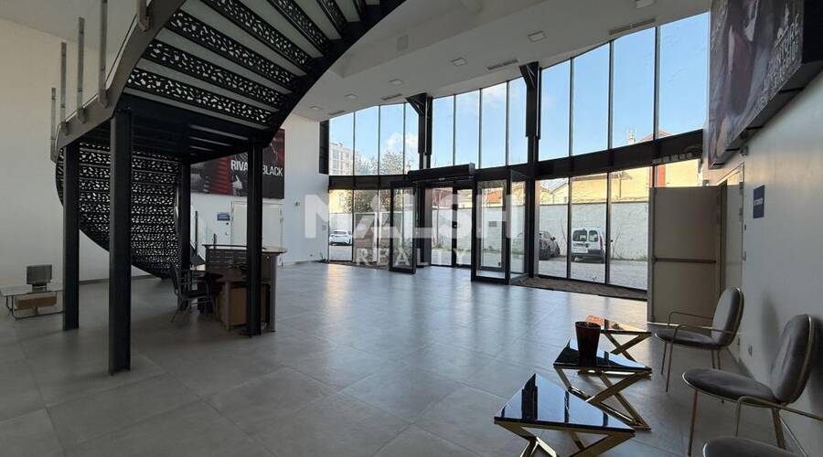 MALSH Realty & Property - Local d'activités - Carré de Soie / Grand Clément / Bel Air - Villeurbanne - 5