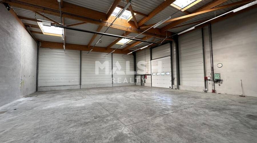 MALSH Realty & Property - Local d'activités - Nord Isère ( Ile d'Abeau / St Quentin Falavier ) - Frontonas - 1