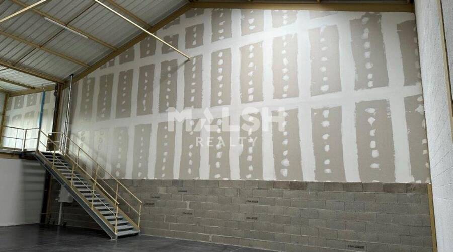 MALSH Realty & Property - Local d'activités - Nord Isère ( Ile d'Abeau / St Quentin Falavier ) - Bourgoin-Jallieu - 3